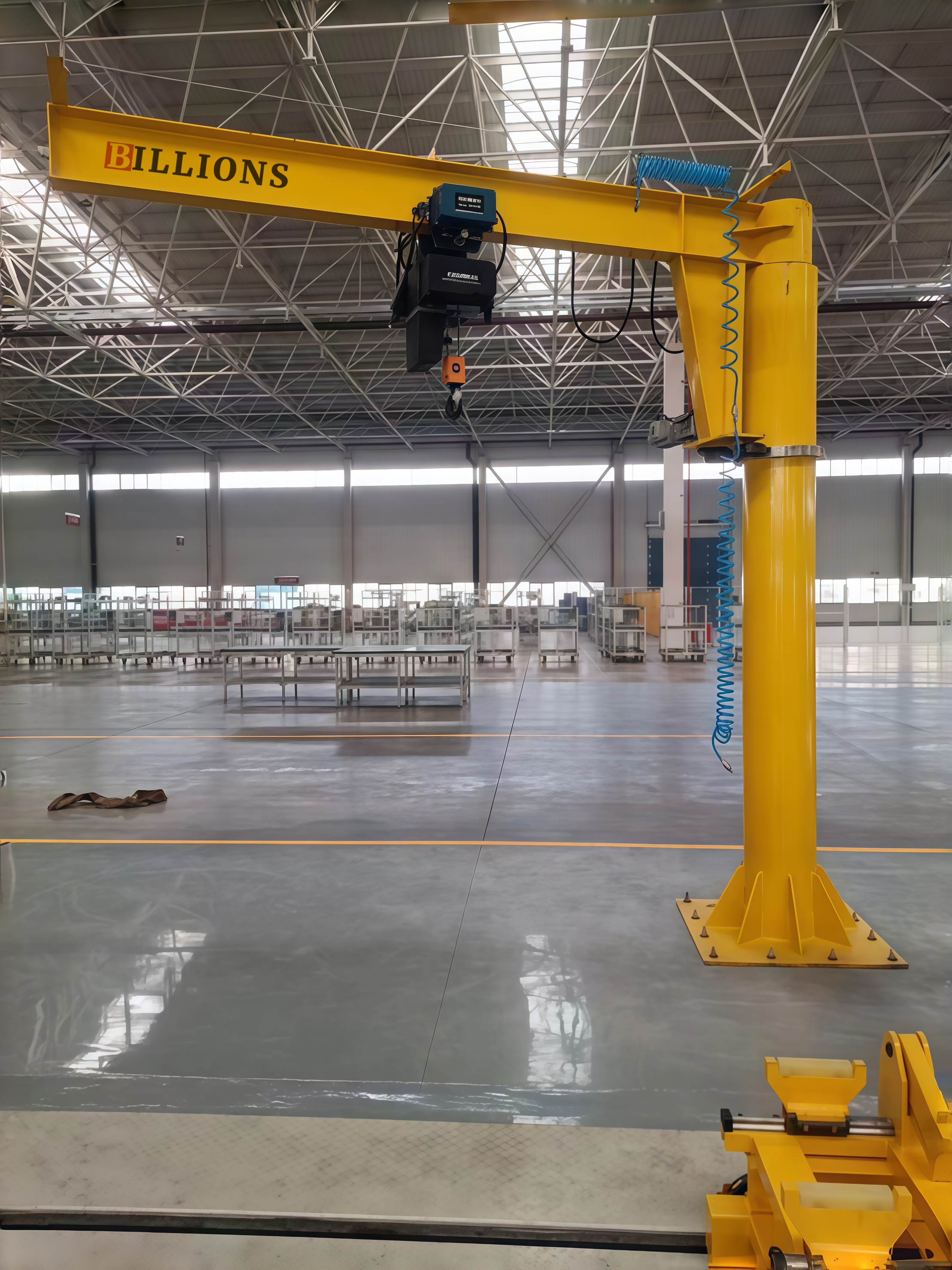 Low Headroom Crane 3